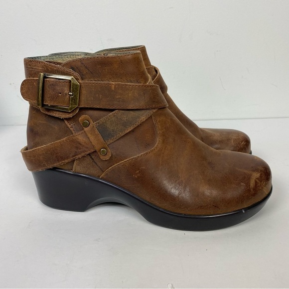 Alegria Distressed Leather Ankle Boots Brown Minimalist Capsule Wardrobe - Picture 1 of 7